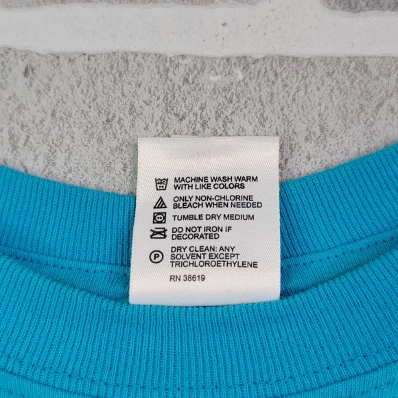 Celebrate the Joy of Reading Vintage Embroidered Children T-Shirt Youth Size M - Picture 6 of 12